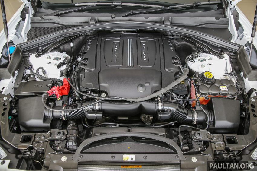 Jaguar F-Pace 本地面市，双等级上路价格从RM600k起。 14962