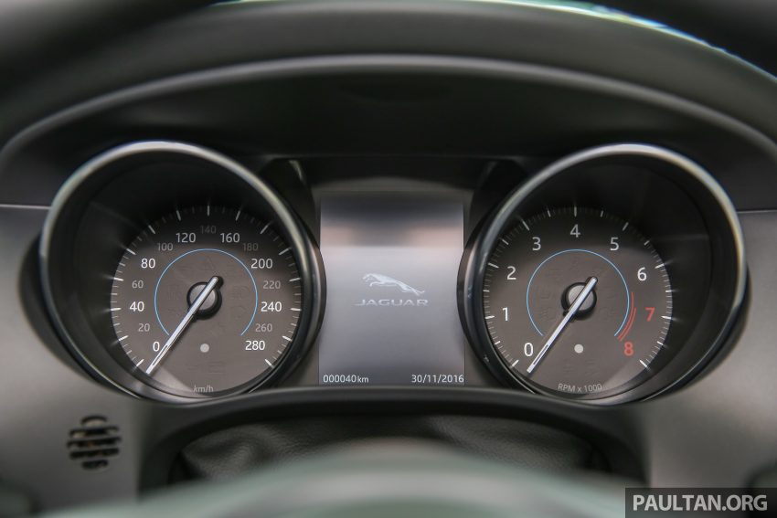 Jaguar F-Pace 本地面市，双等级上路价格从RM600k起。 14967