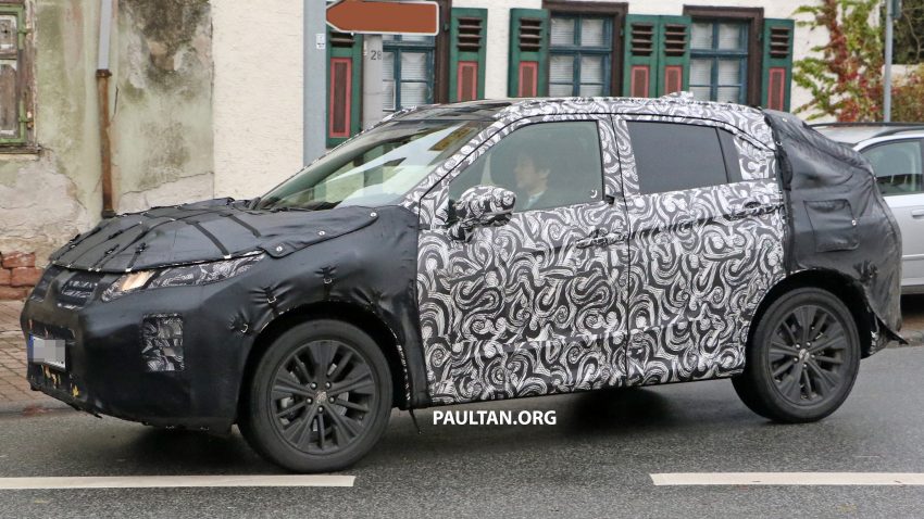 全新 Mitsubishi ASX 步入开发阶段尾声，欧洲谍照曝光。 14450