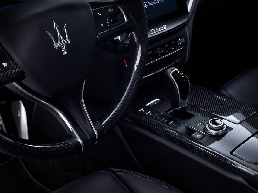 2017年式 Maserati Ghibli 本地上市，价格RM618k起。 15942