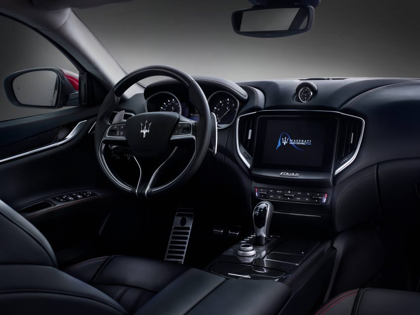 2017年式 Maserati Ghibli 本地上市，价格RM618k起。 15943