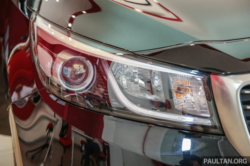 全新 Kia Grand Carnival 本地规格配备与售价确认，分两个等级，统一搭载 2.2 CRDi 柴油引擎，价格RM154k起！ 16907