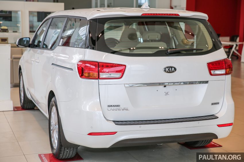 全新 Kia Grand Carnival 本地规格配备与售价确认，分两个等级，统一搭载 2.2 CRDi 柴油引擎，价格RM154k起！ 16835