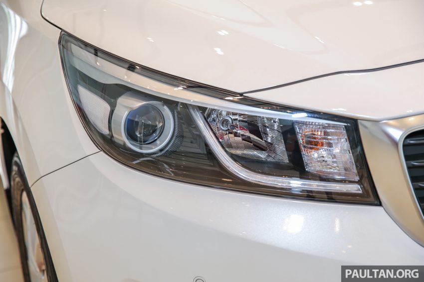 全新 Kia Grand Carnival 本地规格配备与售价确认，分两个等级，统一搭载 2.2 CRDi 柴油引擎，价格RM154k起！ 16840