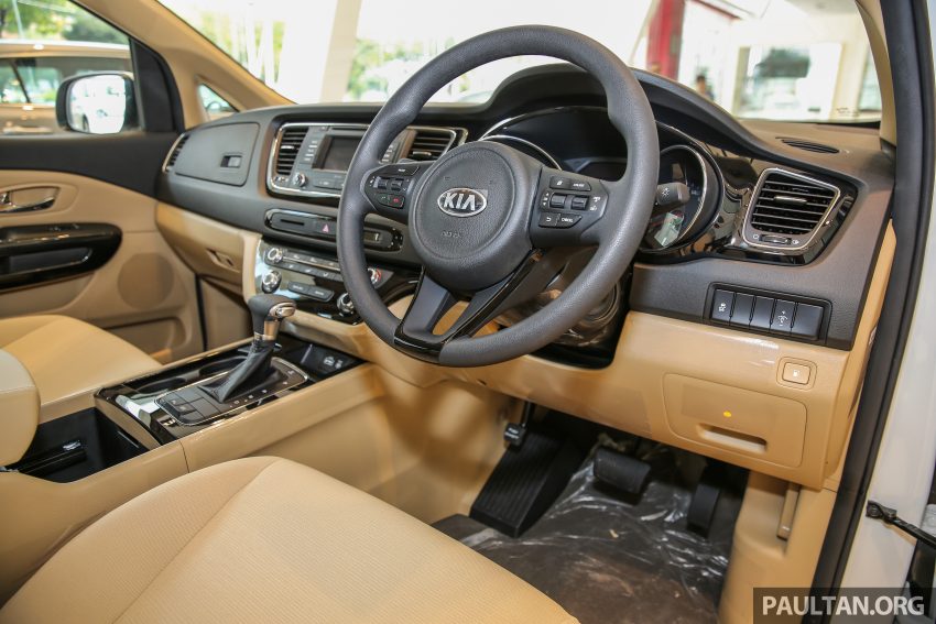 全新 Kia Grand Carnival 本地规格配备与售价确认，分两个等级，统一搭载 2.2 CRDi 柴油引擎，价格RM154k起！ 16860