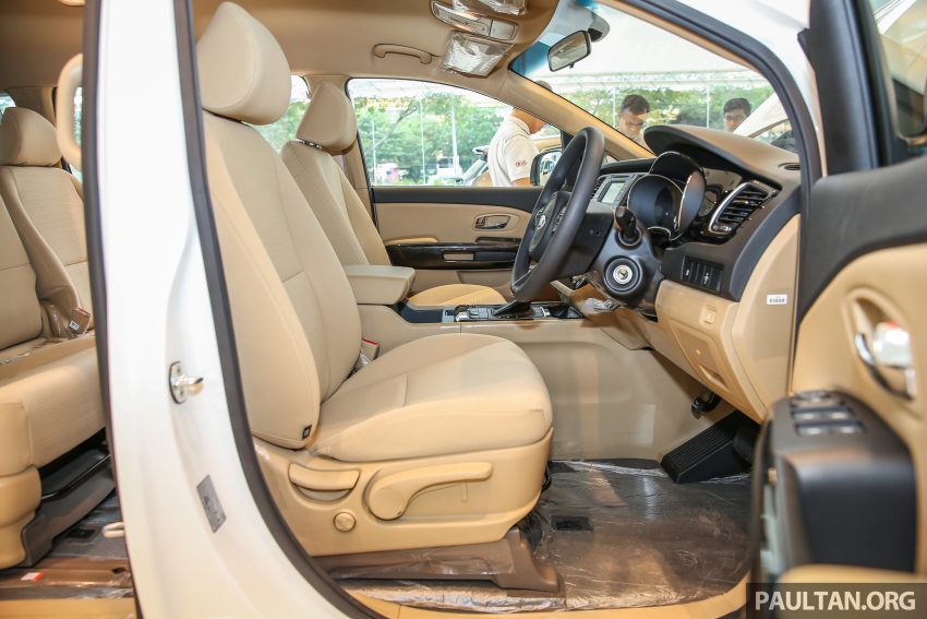 全新 Kia Grand Carnival 本地规格配备与售价确认，分两个等级，统一搭载 2.2 CRDi 柴油引擎，价格RM154k起！ 16886
