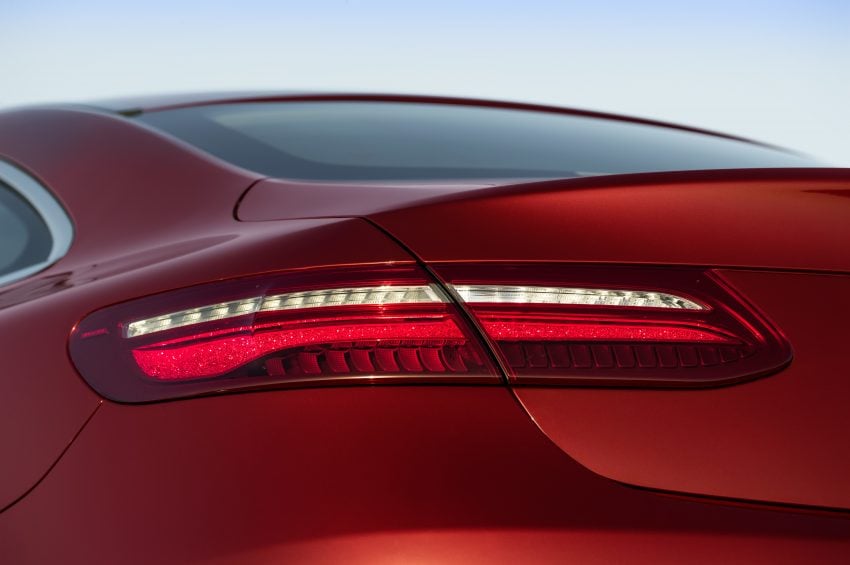 Mercedes-Benz E-Class Coupe ，帅气外表更强动力。 16028
