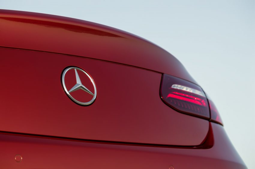 Mercedes-Benz E-Class Coupe ，帅气外表更强动力。 16029