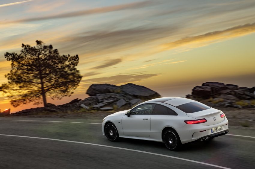Mercedes-Benz E-Class Coupe ，帅气外表更强动力。 16040