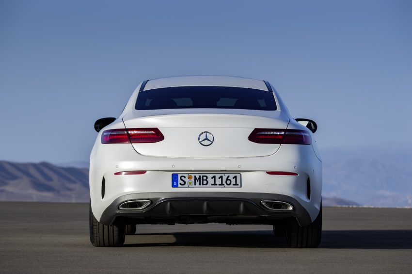 Mercedes-Benz E-Class Coupe ，帅气外表更强动力。 16048
