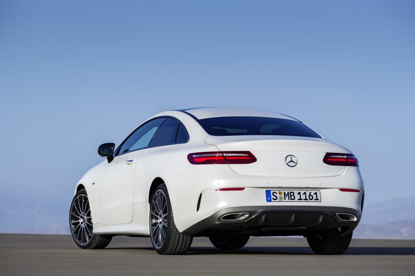 Mercedes-Benz E-Class Coupe ，帅气外表更强动力。 16049