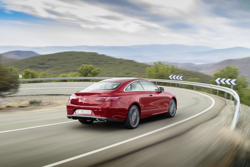 Mercedes-Benz E-Class Coupe ，帅气外表更强动力。 16013