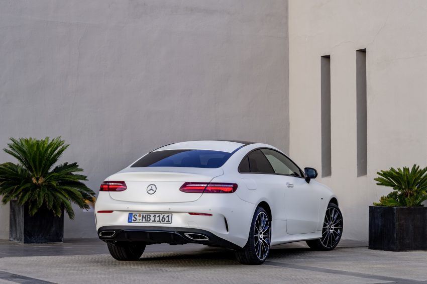 Mercedes-Benz E-Class Coupe ，帅气外表更强动力。 16059