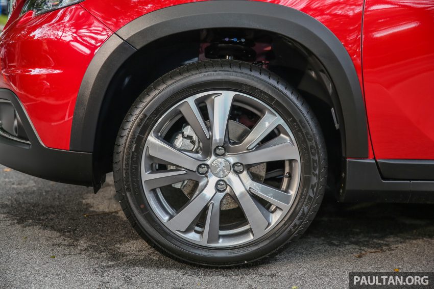 Peugeot 208 与 2008 小改预览，1.2 PureTech涡轮引擎。 16138