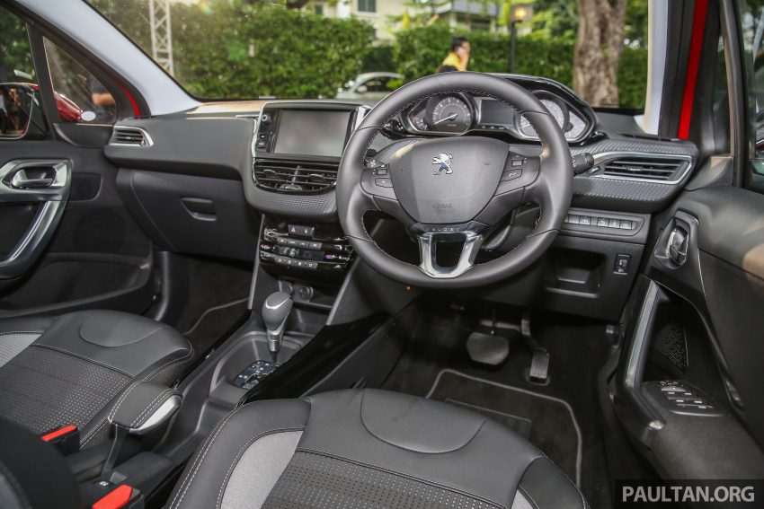 Peugeot 208 与 2008 小改预览，1.2 PureTech涡轮引擎。 16162