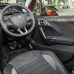 Peugeot 208 与 2008 小改预览，1.2 PureTech涡轮引擎。