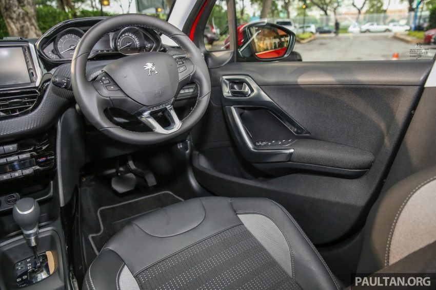 Peugeot 208 与 2008 小改预览，1.2 PureTech涡轮引擎。 16163