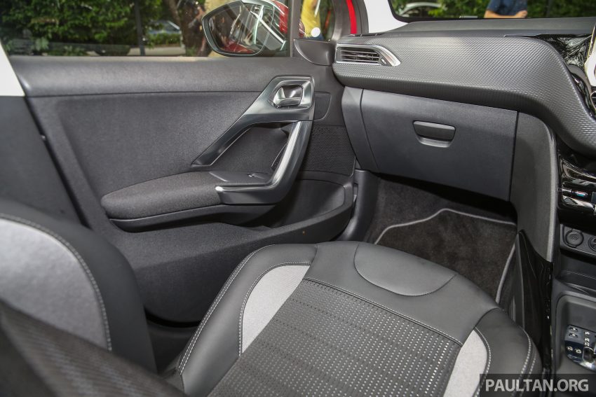 Peugeot 208 与 2008 小改预览，1.2 PureTech涡轮引擎。 16164