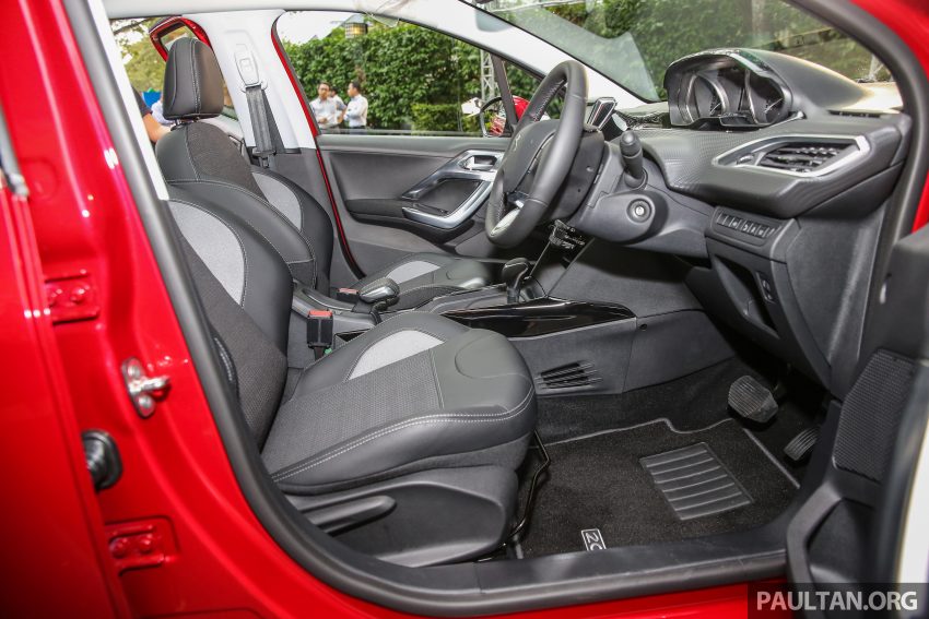 Peugeot 208 与 2008 小改预览，1.2 PureTech涡轮引擎。 16166