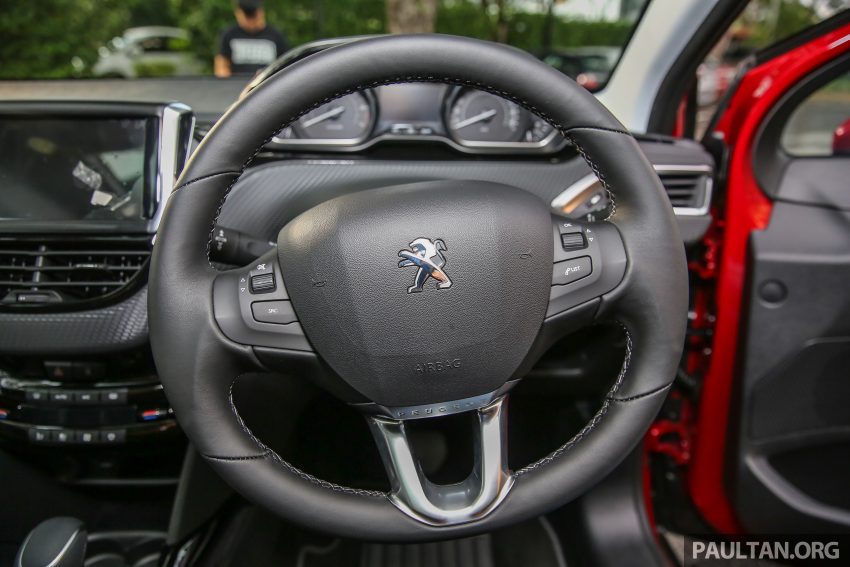 Peugeot 208 与 2008 小改预览，1.2 PureTech涡轮引擎。 16151