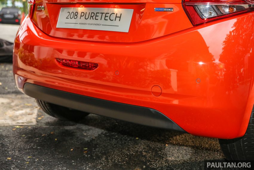 Peugeot 208 与 2008 小改预览，1.2 PureTech涡轮引擎。 16101