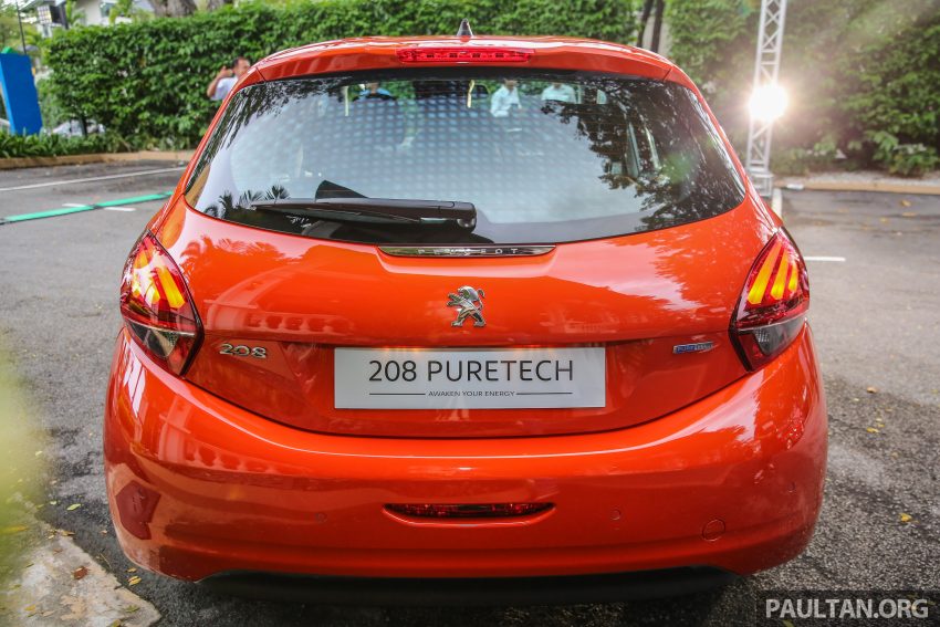 Peugeot 208 与 2008 小改预览，1.2 PureTech涡轮引擎。 16089