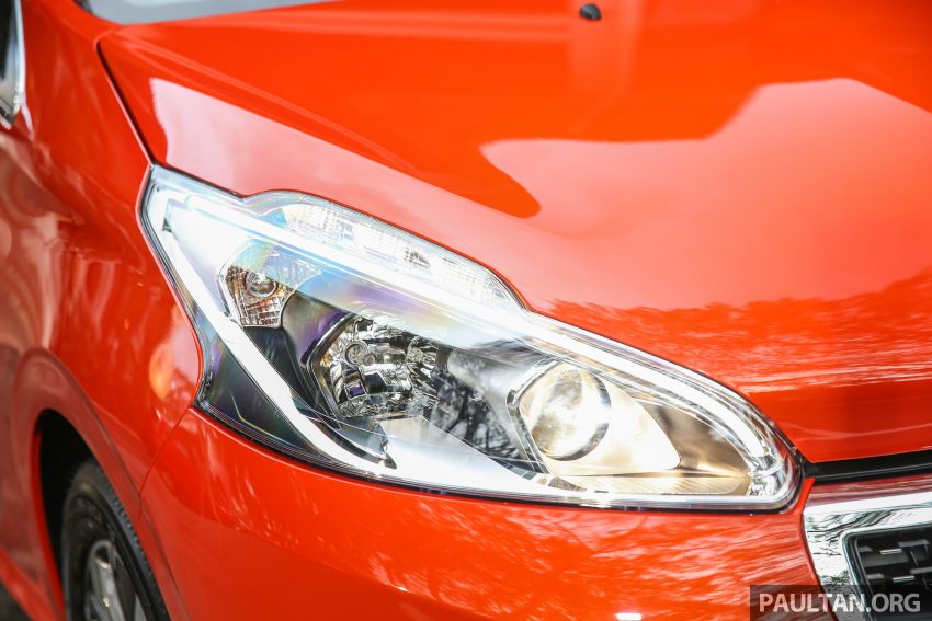 Peugeot 208 与 2008 小改预览，1.2 PureTech涡轮引擎。 16092