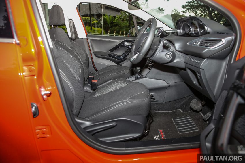 Peugeot 208 与 2008 小改预览，1.2 PureTech涡轮引擎。 16119