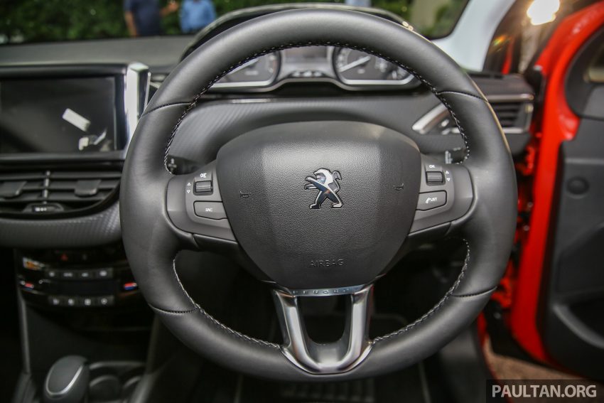 Peugeot 208 与 2008 小改预览，1.2 PureTech涡轮引擎。 16107