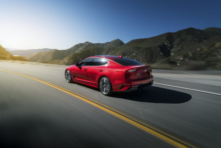 Kia Stinger 全球首演, Kia 首款四门轿跑, 搭载涡轮引擎！ 17365