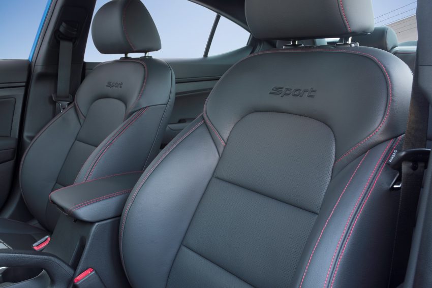 全新 Hyundai Elantra 现身本地公路，进行JPJ道路实测。 18610