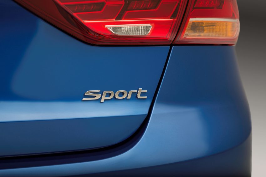 全新 Hyundai Elantra 现身本地公路，进行JPJ道路实测。 18614