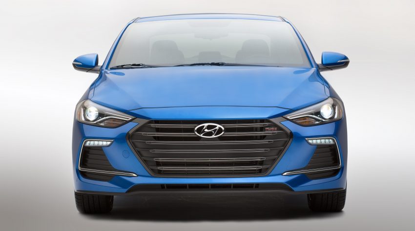 全新 Hyundai Elantra 现身本地公路，进行JPJ道路实测。 18601