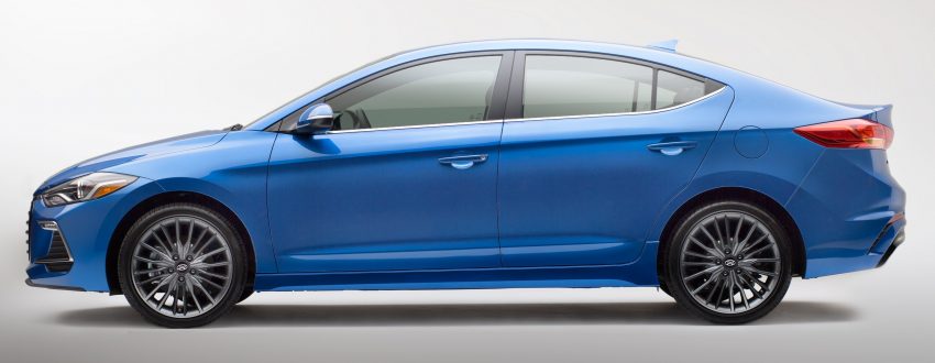 全新 Hyundai Elantra 现身本地公路，进行JPJ道路实测。 18602