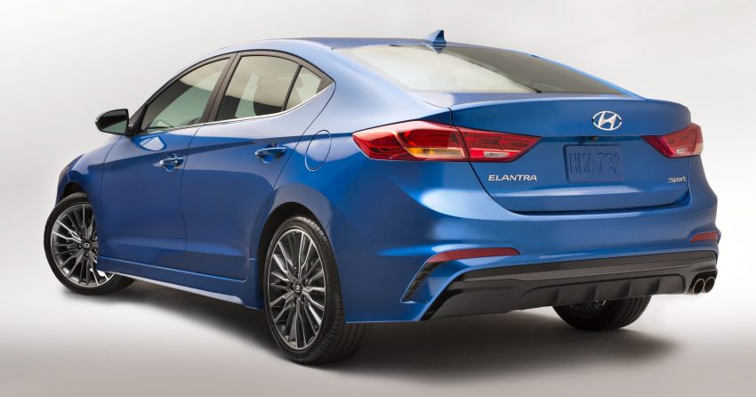 全新 Hyundai Elantra 现身本地公路，进行JPJ道路实测。 18603