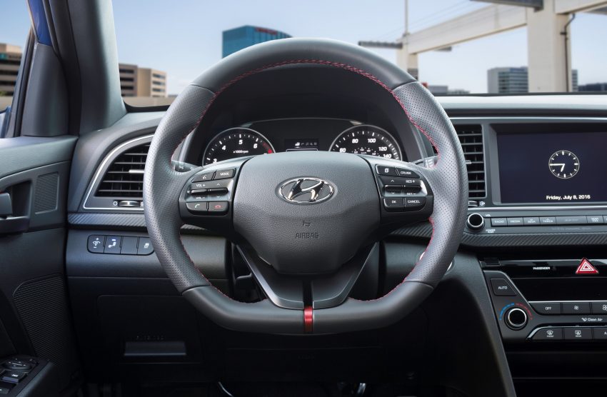 全新 Hyundai Elantra 现身本地公路，进行JPJ道路实测。 18607