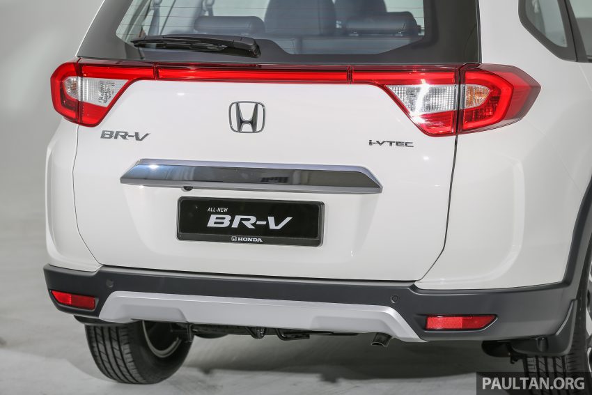 新车图集: Honda BR-V 1.5V，集SUV和MPV特点于一身。 18261