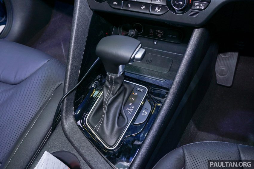Kia Niro Hybrid 新加坡首发，新车上路价格十一万新币。 17928