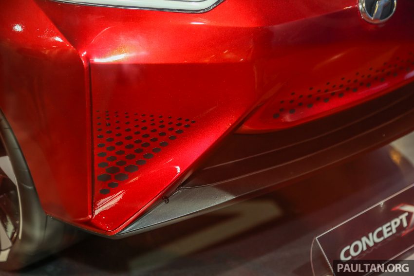 秀出自家设计实力，Perodua 展示Concept X 概念车型。 18392