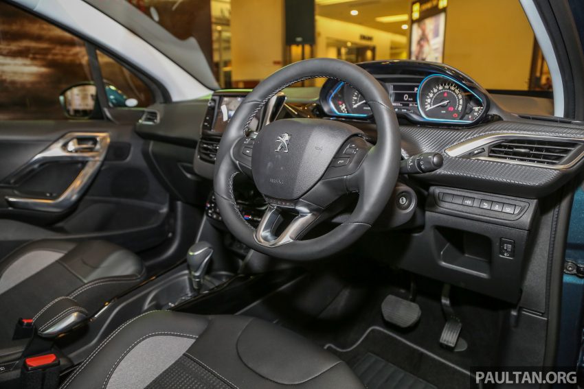 小改款 Peugeot 208 与 2008 本地上市，改搭 1.2 升涡轮引擎与六速自排，外型细微变化，价格 RM90k 与 RM110k。 17558