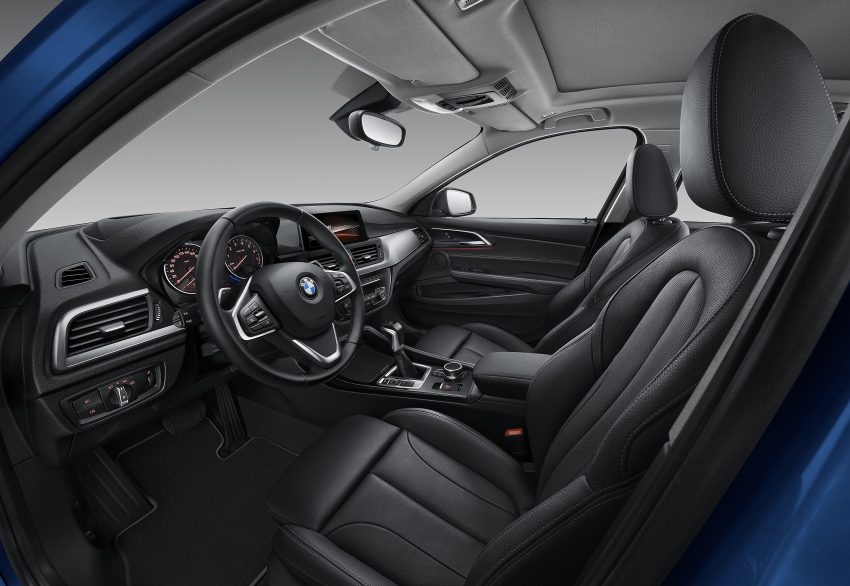 BMW 1 Series Sedan 中国上市，全车系使用前轮驱动。 20797