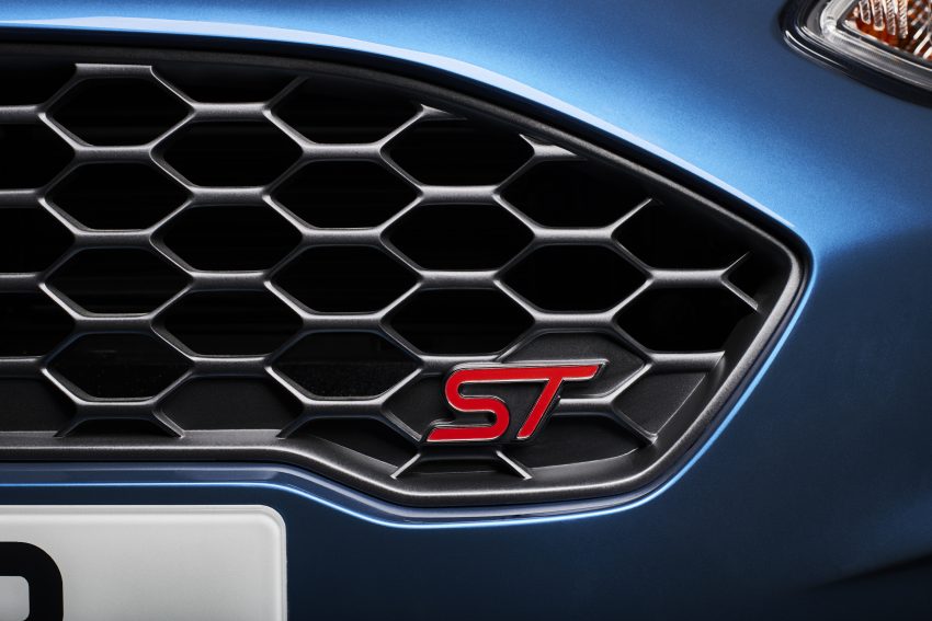 全新 Ford Fiesta ST，三缸涡轮引擎，马力输出更胜上代。 20762