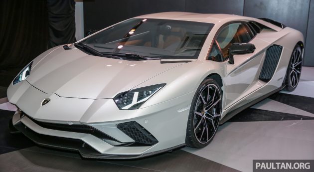 Lamborghini Aventador S 大马上市，税前售价180万起。