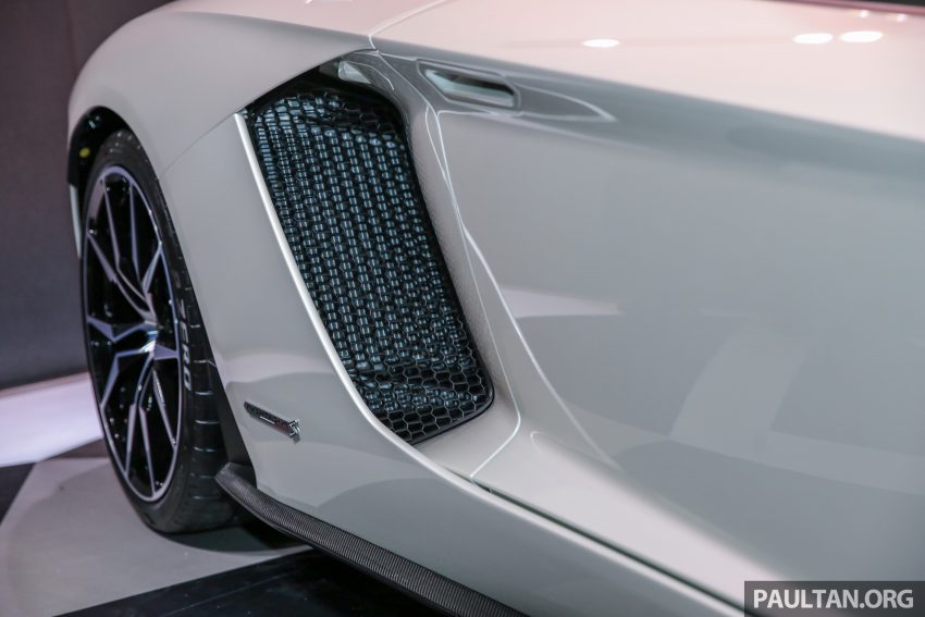Lamborghini Aventador S 大马上市，税前售价180万起。 20323