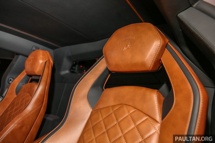 Lamborghini Aventador S 大马上市，税前售价180万起。 20353