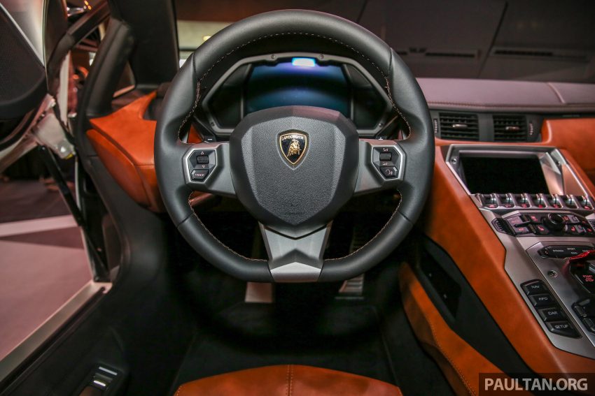 Lamborghini Aventador S 大马上市，税前售价180万起。 20342
