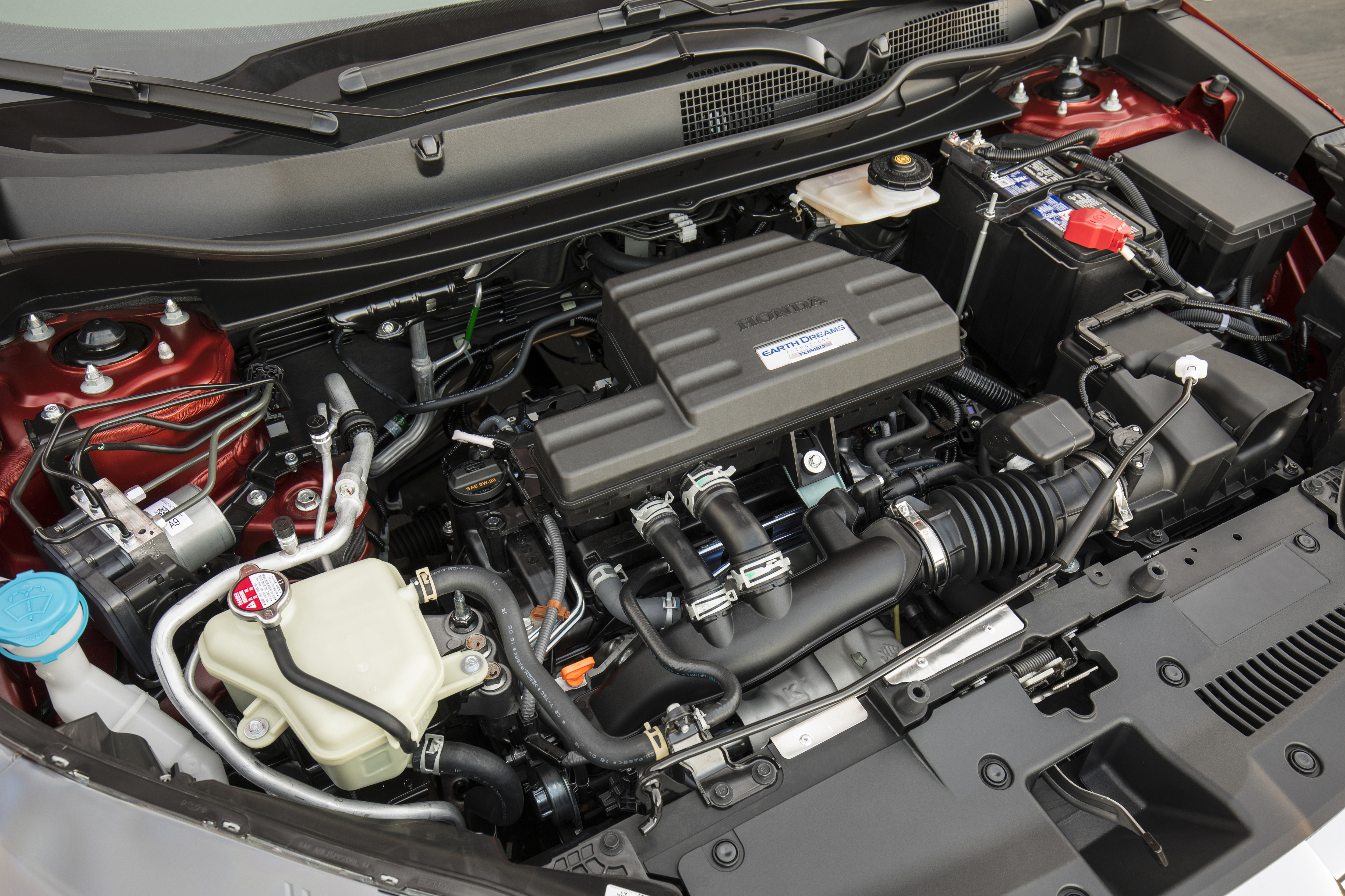 Двигатели автомобиля хонда. Honda CRV 2.2 мотор. Хонда СРВ моторный отсек. Моторный отсек Хонда СРВ 4. Мотор Honda CR-V 2.0 2013.