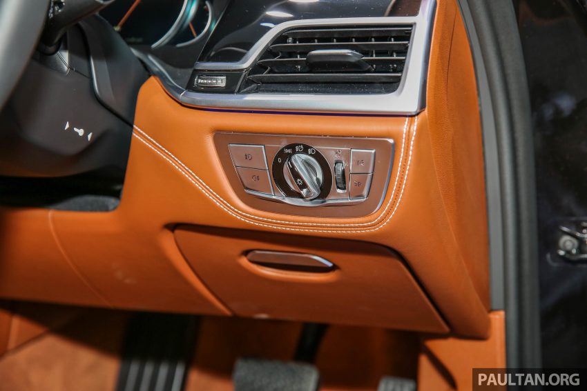 曼谷车展：BMW M760Li xDrive，超强性能的豪华旗舰。 23831