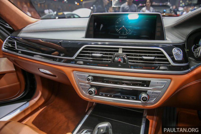 曼谷车展：BMW M760Li xDrive，超强性能的豪华旗舰。 23824