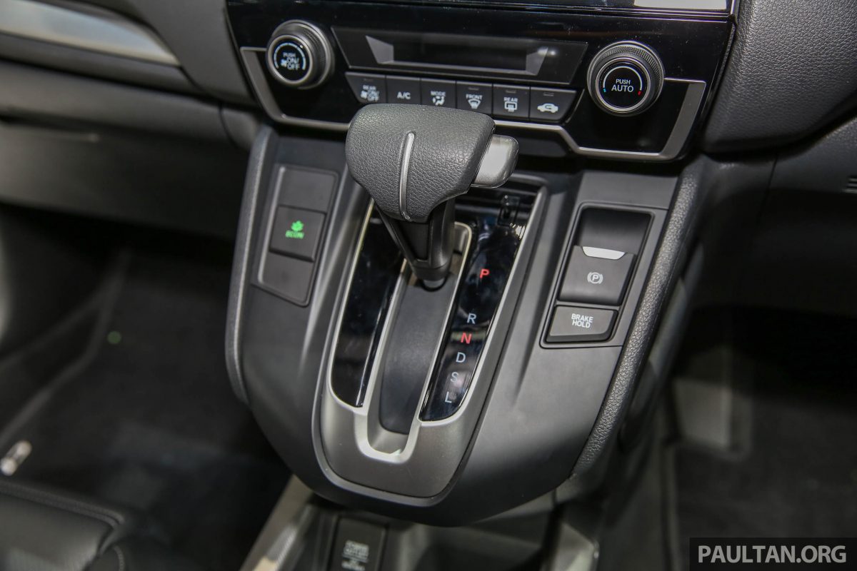  Honda CR V BIMS2017 Honda CR V 24P Int 9 Paul Tan 